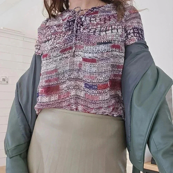 COPY 100% Silk - Joie long sleeve silk blouse - Picture 2 of 14